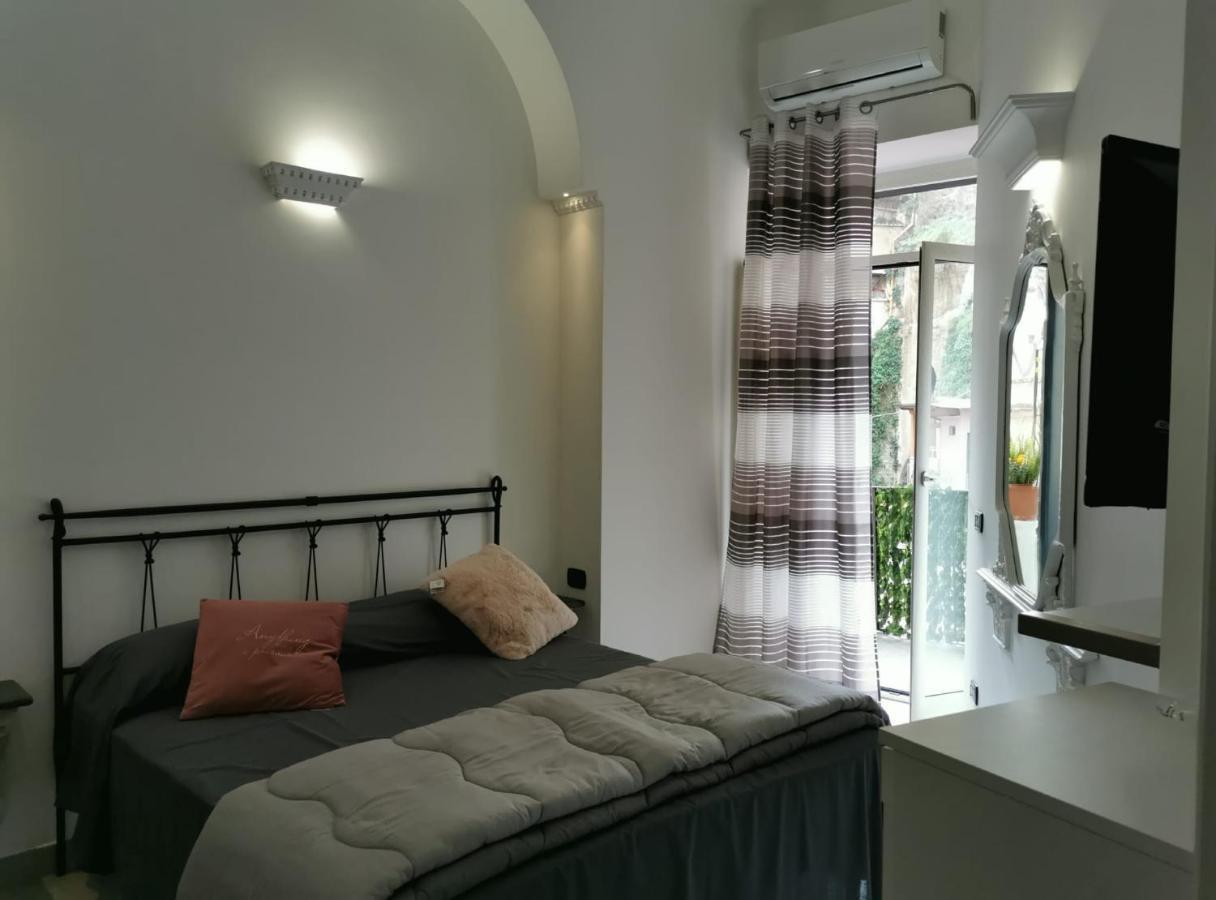 Museumhome Napoli Bagian luar foto